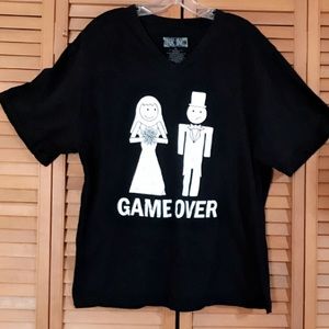 INK INC V-NECK GAME OVER T-SHIRT